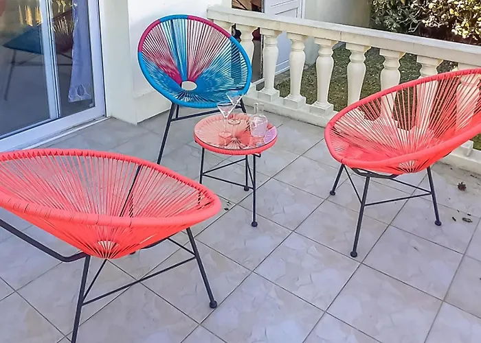 Gorgeous In With Kitchen Сasa de vacaciones